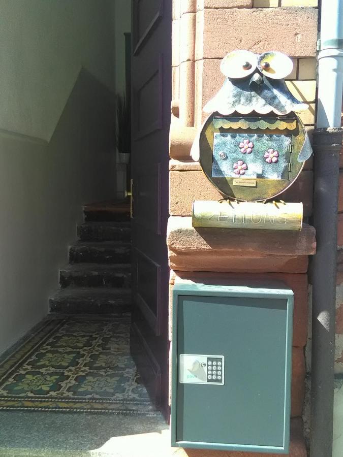 Zimmer Im Dachgeschoss Kaiserslautern Bagian luar foto