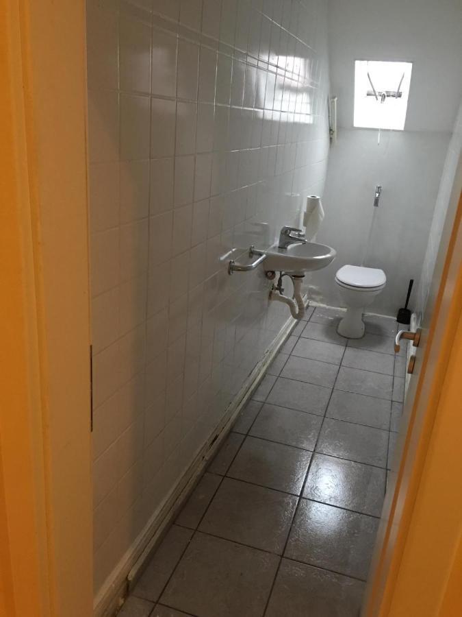 Zimmer Im Dachgeschoss Kaiserslautern Bagian luar foto